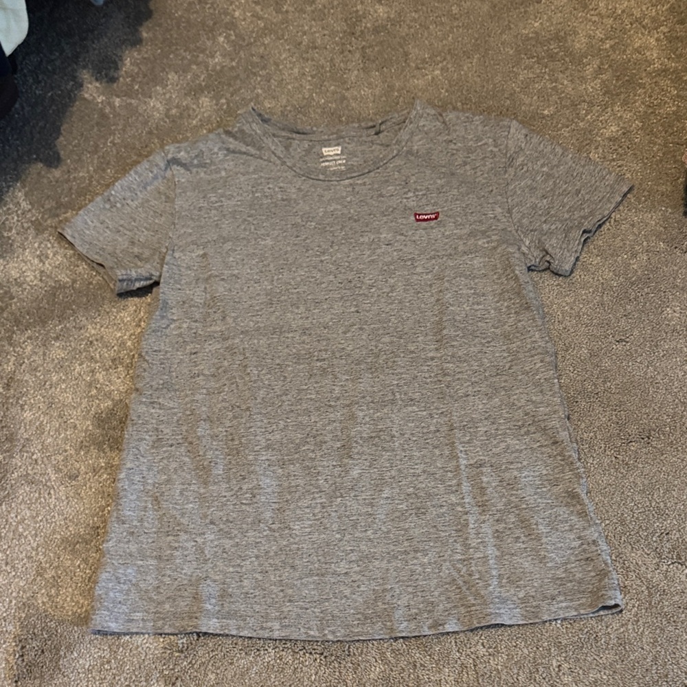 Levi's Heather Gray Tee